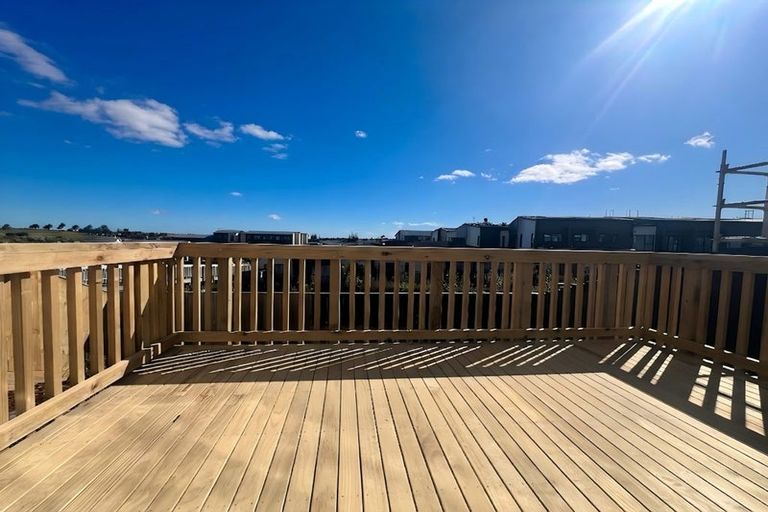 Photo of property in 18 Kowaitau Avenue, Beachlands, Auckland, 2018