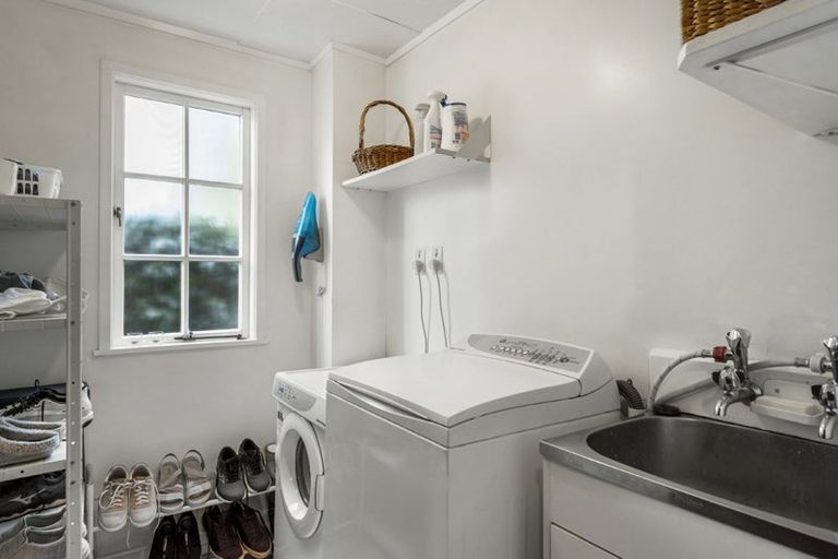 Photo of property in 2/6 Elderwood Lane, Belmont, Auckland, 0622