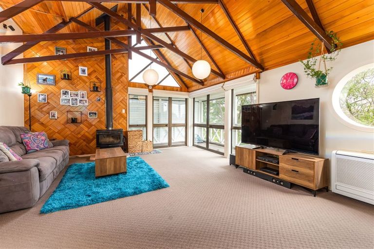 Photo of property in 2 Roland Lane, Mount Pleasant, Christchurch, 8081