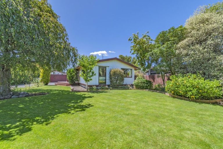 Photo of property in 8 Clayton Road, Amberley, 7410