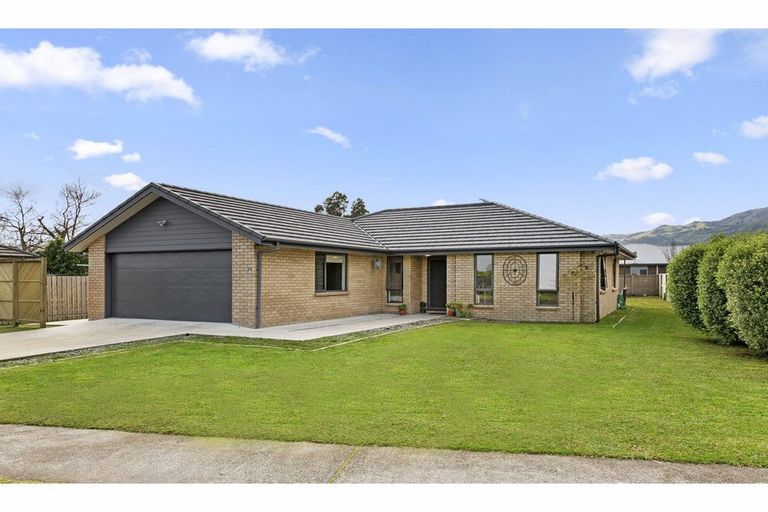 Photo of property in 8 Sundale Drive, Te Aroha, 3320