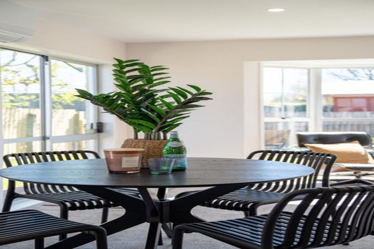 Photo of property in 38 Young Street, Somerfield, Christchurch, 8024