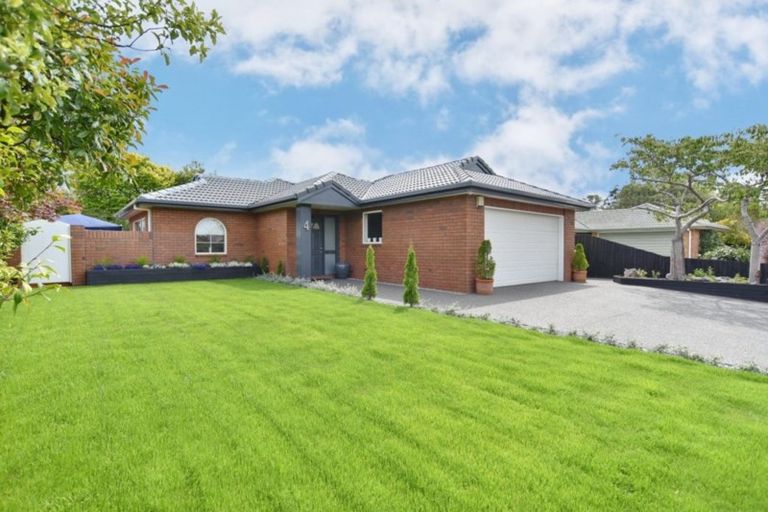 Photo of property in 4 Rue De La Mare, Parklands, Christchurch, 8083