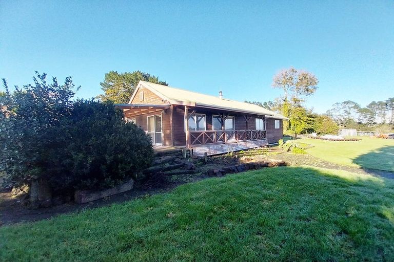 Photo of property in 10 Hailes Road, Whenuapai, Auckland, 0814