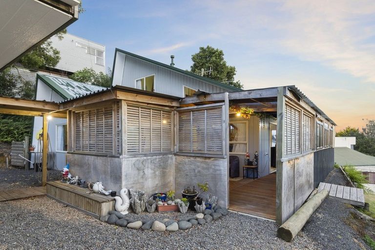 Photo of property in 28 Osprey Drive, Welcome Bay, Tauranga, 3112