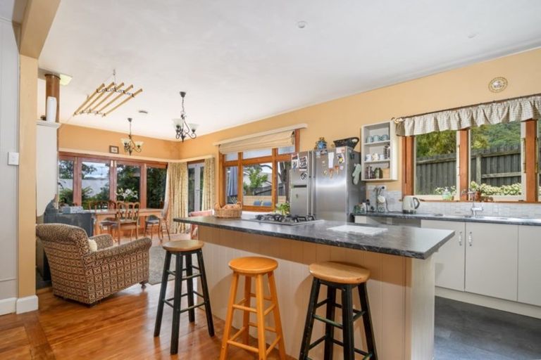 Photo of property in 50 Durham Street, Picton, 7220