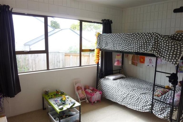 Photo of property in 85a Dignan Street, Point Chevalier, Auckland, 1022