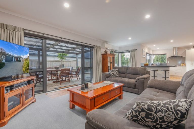 Photo of property in 11 Colorado Crescent, Milson, Palmerston North, 4414