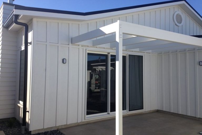 Photo of property in 8 Ascarina Way, Papamoa Beach, Papamoa, 3118