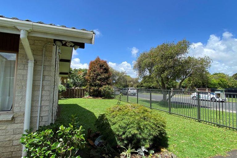 Photo of property in 29 Waimai Avenue, Weymouth, Auckland, 2103