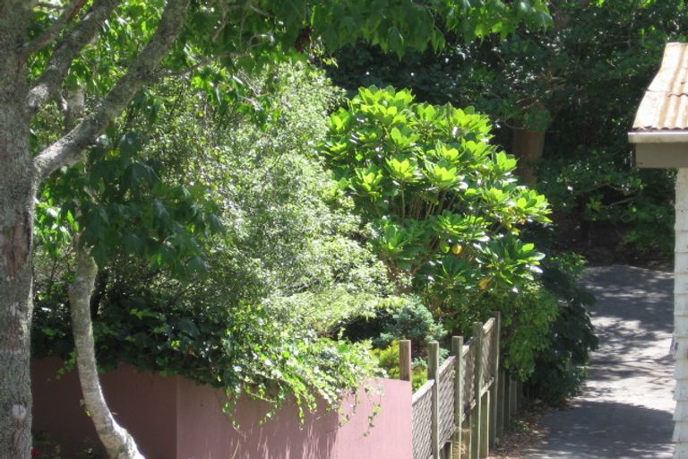 Photo of property in 72a Braemar Road, Castor Bay, Auckland, 0620