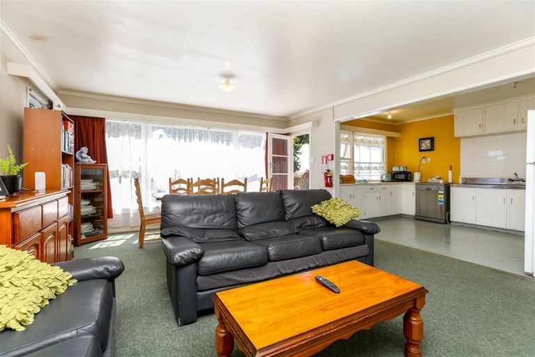 Photo of property in 220 Powderham Street, New Plymouth, 4310