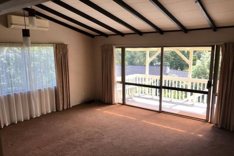 Photo of property in 13 Island Bay Road, Beach Haven, Auckland, 0626