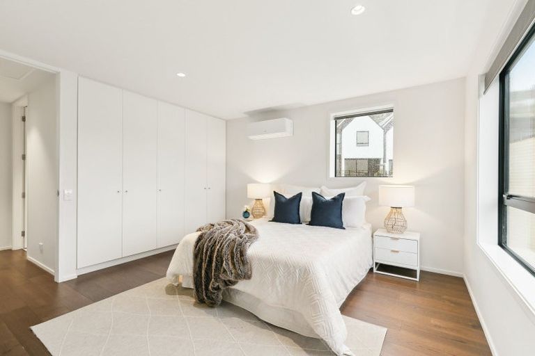 Photo of property in 9 Erica Pabst Way, Island Bay, Wellington, 6023