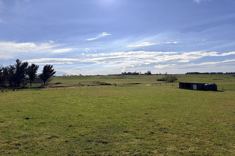 Photo of property in 38 Whitneys Road, Waimate, 7978