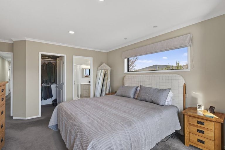 Photo of property in 30 Jules Crescent, Bell Block, New Plymouth, 4312