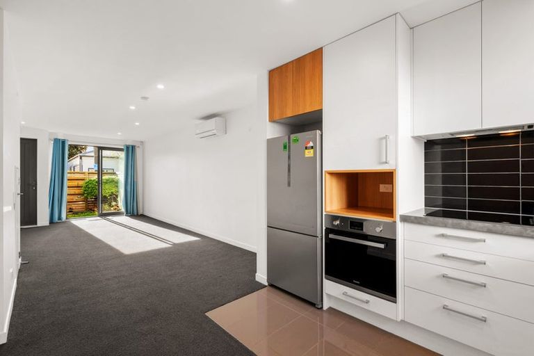 Photo of property in 8/24 Princess Terrace, Newtown, Wellington, 6021