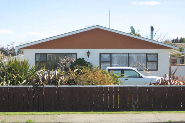Photo of property in 89 Main Street, Edgecumbe, 3120