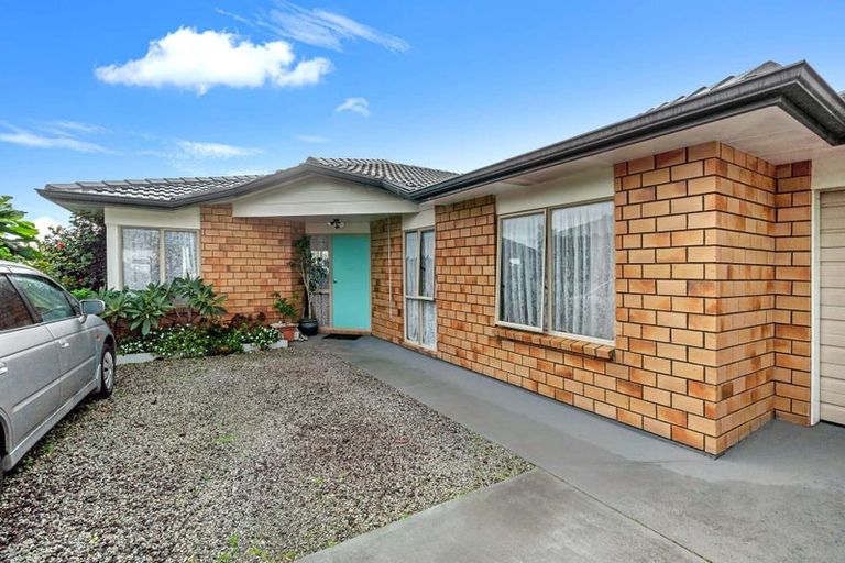 Photo of property in 151 Naylors Drive, Mangere, Auckland, 2022
