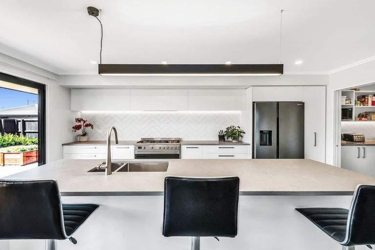 Photo of property in 7 Hawk Close, Rolleston, 7615