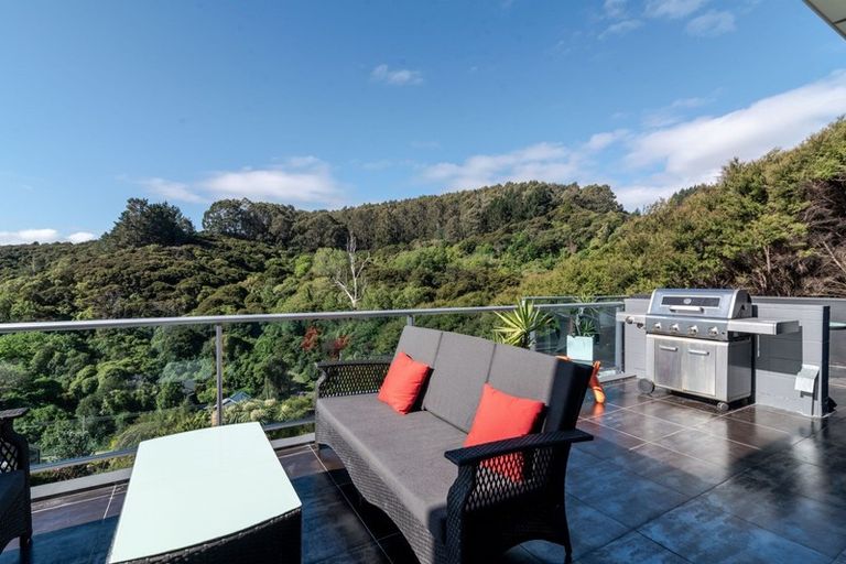 Photo of property in 2 Langlois Lane, Akaroa, 7520