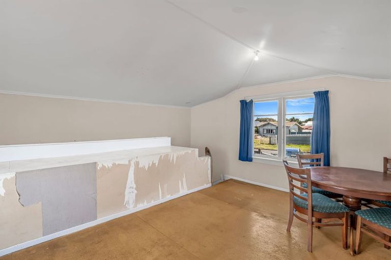 Photo of property in 2 Waitai Street, Castlecliff, Whanganui, 4501