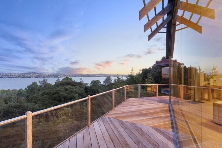 Photo of property in 117 Onetaunga Road, Chatswood, Auckland, 0626