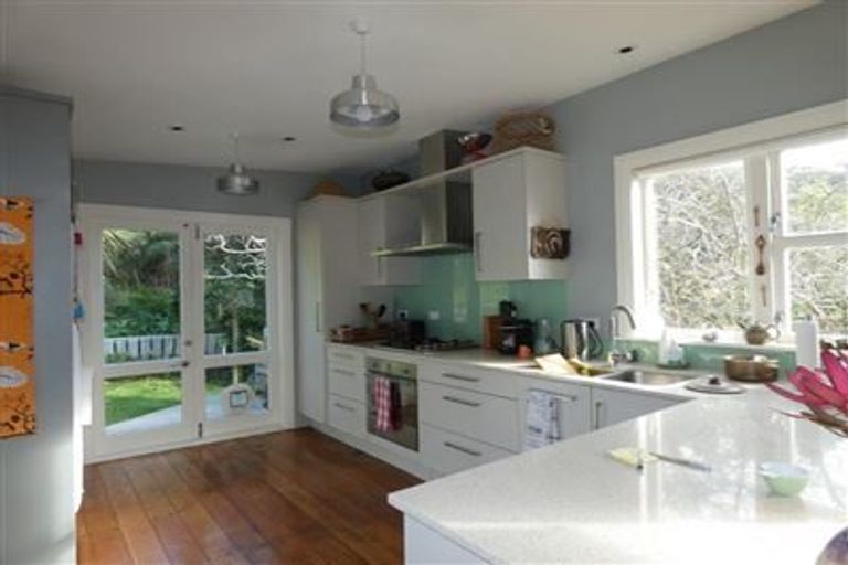 Photo of property in 36 Hornsey Road, Melrose, Wellington, 6023