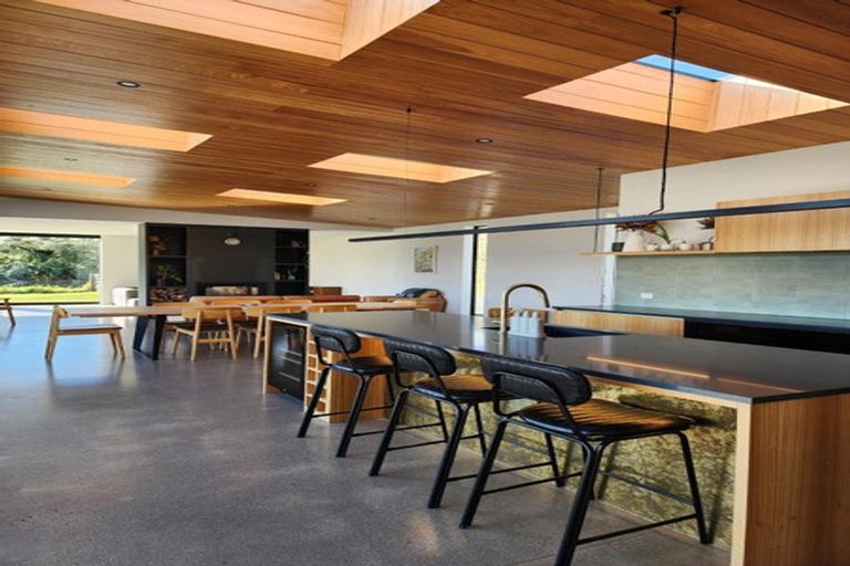 Photo of property in 91 Weld Road, Tataraimaka, New Plymouth, 4374
