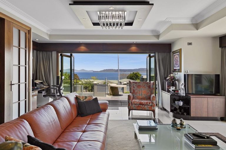 Photo of property in 1/170 Lake Terrace, Hilltop, Taupo, 3330