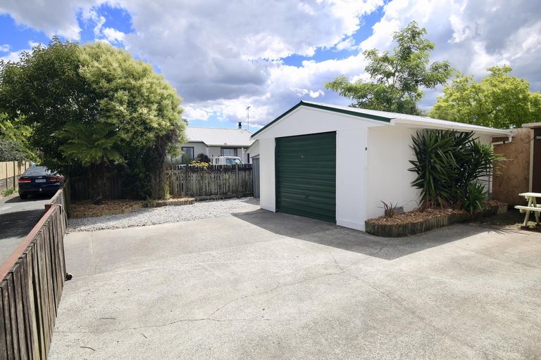 Photo of property in 129b Avalon Drive, Nawton, Hamilton, 3200