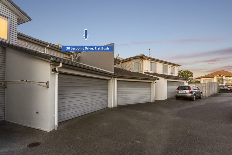 Photo of property in 30 Jerpoint Drive, Flat Bush, Auckland, 2019