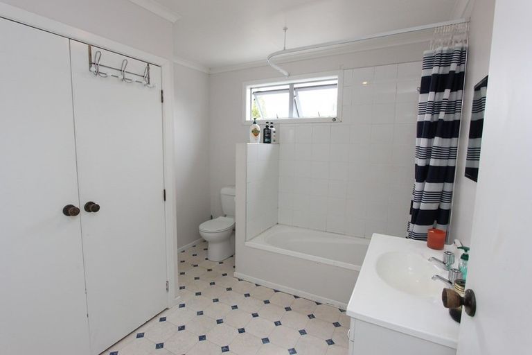 Photo of property in 8 Konini Street, Inglewood, 4330