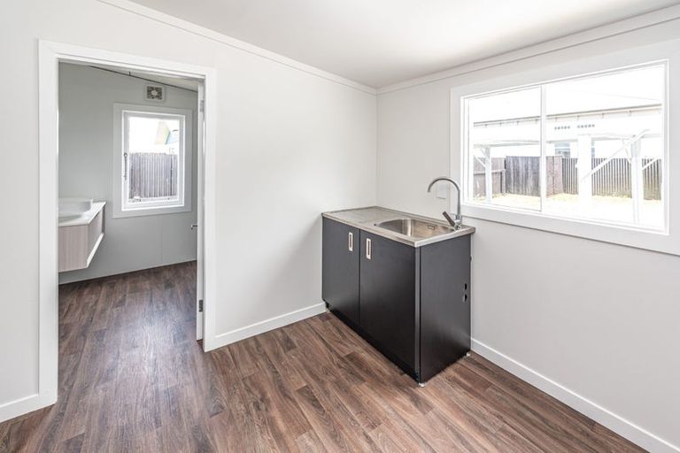 Photo of property in 65 Carlton Avenue, Gonville, Wanganui, 4501