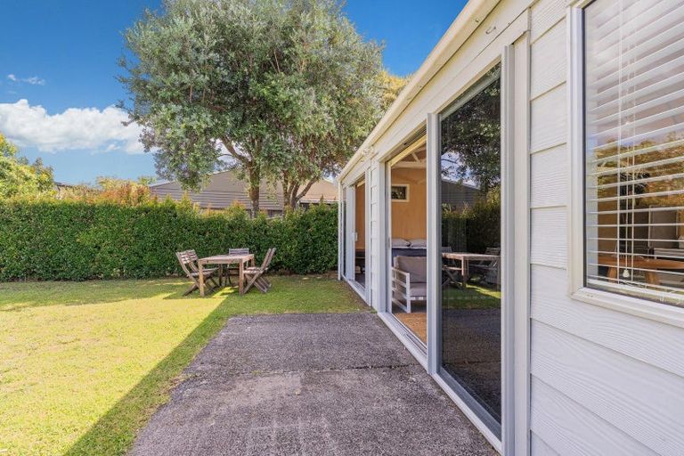 Photo of property in 40 Hardy Place, Cooks Beach, Whitianga, 3591
