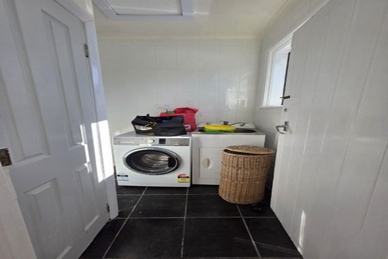 Photo of property in 10 Whakatiki Street, Trentham, Upper Hutt, 5018