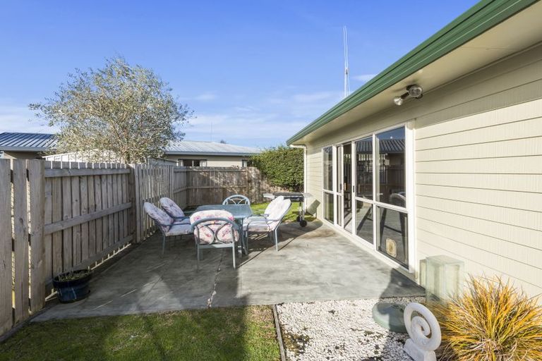 Photo of property in 7 Checketts Place, Papamoa Beach, Papamoa, 3118