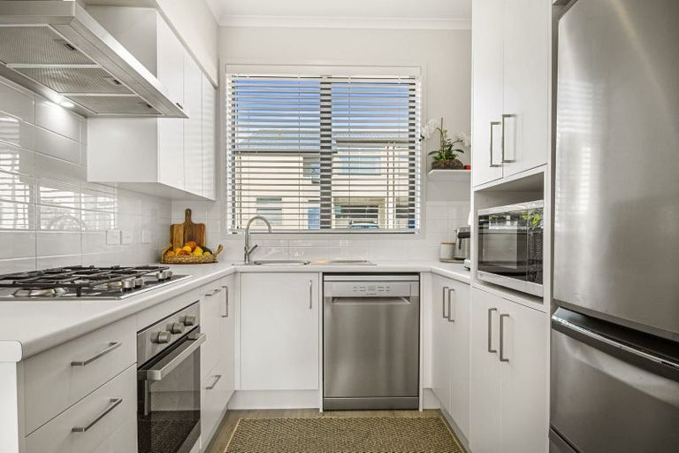 Photo of property in 52 Walter Merton Road, Hobsonville, Auckland, 0616