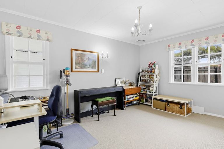 Photo of property in 9 Kukupa Grove, Heretaunga, Upper Hutt, 5018