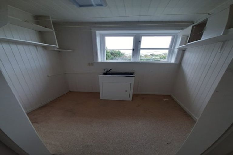 Photo of property in 38 Sunshine Avenue, Karori, Wellington, 6012