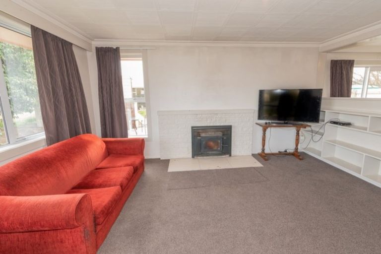 Photo of property in 4 Campbell Street, Alexandra, 9320