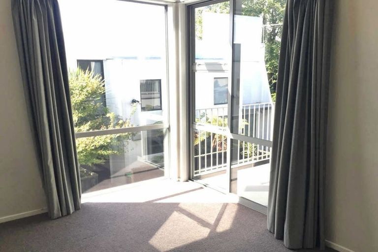 Photo of property in 82 Antigua Street, Addington, Christchurch, 8024