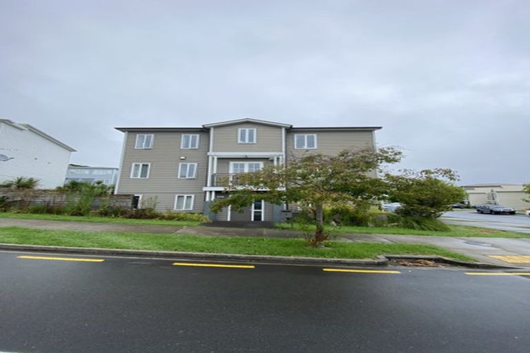 Photo of property in 1 Manawatere Way, Flat Bush, Auckland, 2019