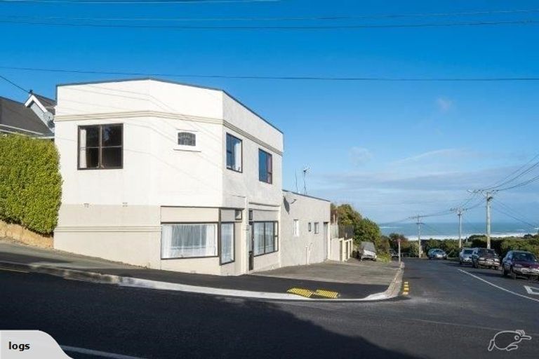 Photo of property in 1 Minto Street, Andersons Bay, Dunedin, 9013