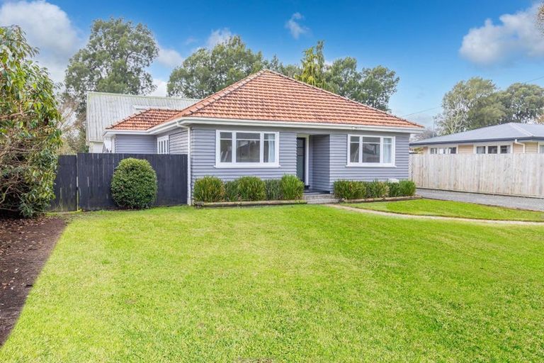 Photo of property in 28 Walsh Street, Forest Lake, Hamilton, 3200