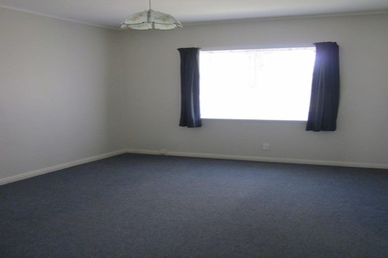 Photo of property in 2 Saint James Avenue, Boulcott, Lower Hutt, 5011