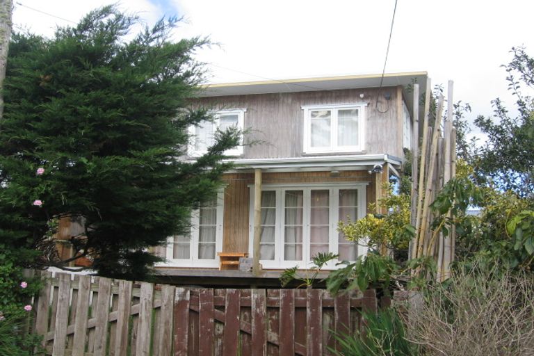 Photo of property in 18 Olsen Avenue, Mangawhai Heads, Mangawhai, 0505