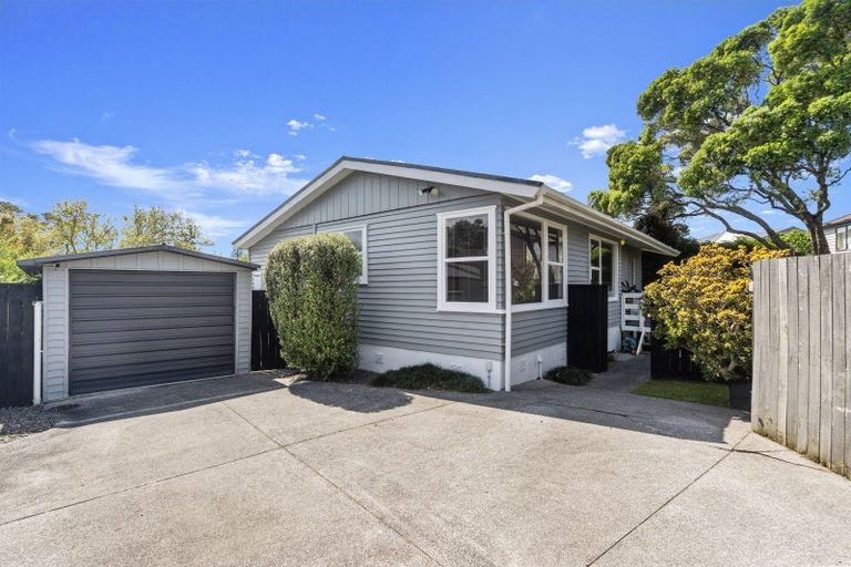 Photo of property in 2/62 Salisbury Road, Birkdale, Auckland, 0626