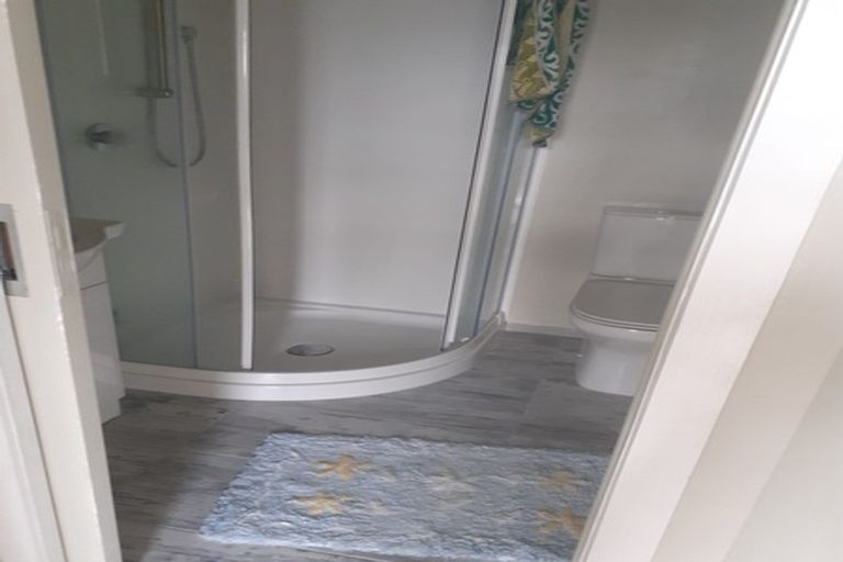 Photo of property in 72 Stanmore Bay Road, Stanmore Bay, Whangaparaoa, 0932