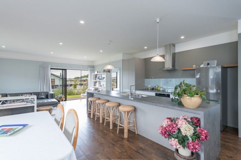 Photo of property in 16 Tana Pukekohatu Avenue, Motueka, 7120